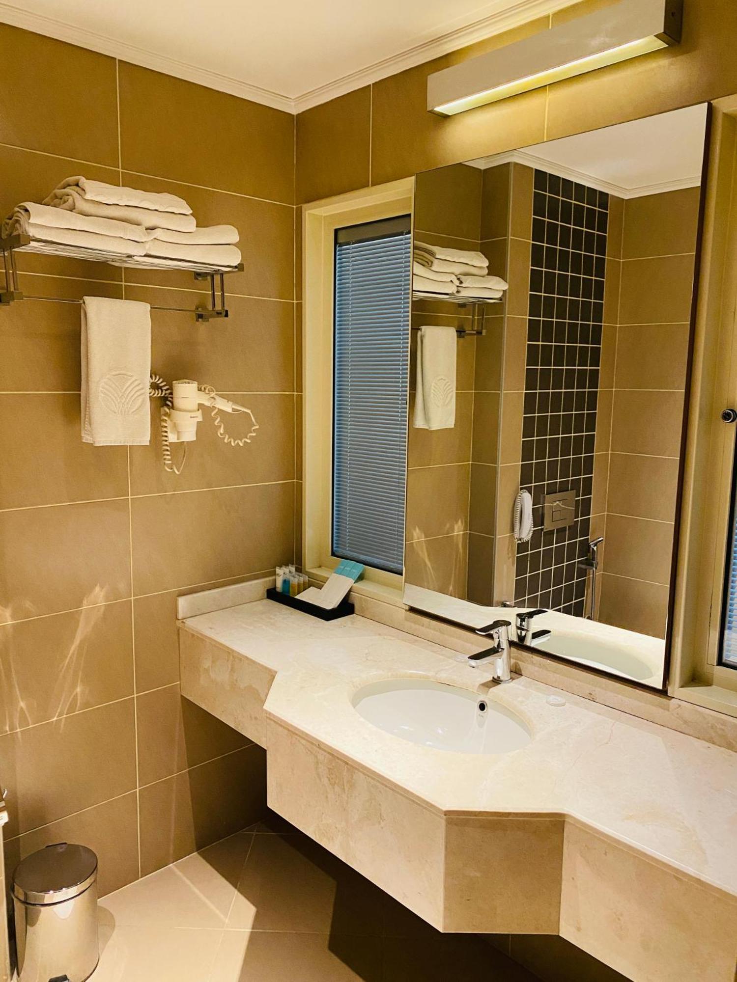 Karbala Rayhaan Hotel & Suites Екстериор снимка